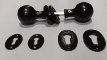 Deurknop rond model zwart - rustiek - 63 mm - zwart gecoat - set van 2 stuks