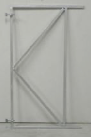 [PO-09] Poortframe 90 cm breed (x 155 cm hoog) + 2 duimen. Verstelbaar ijzeren frame, gegalvaniseerd
